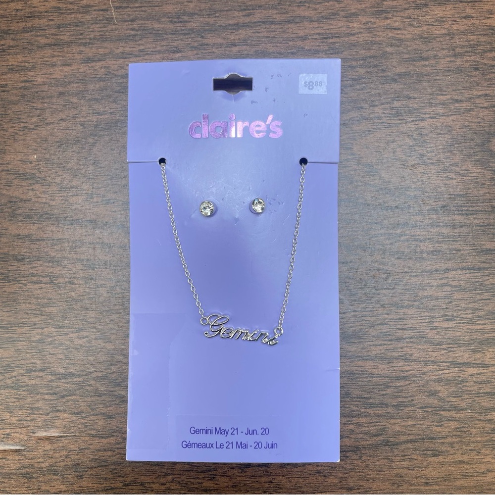 NWT Claire's Silver Gemini Necklace and Earring Set